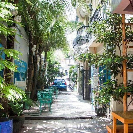 Bunks Hostel (Adults Only) Себу Экстерьер фото