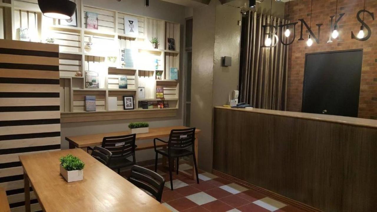 Bunks Hostel (Adults Only) Себу Экстерьер фото