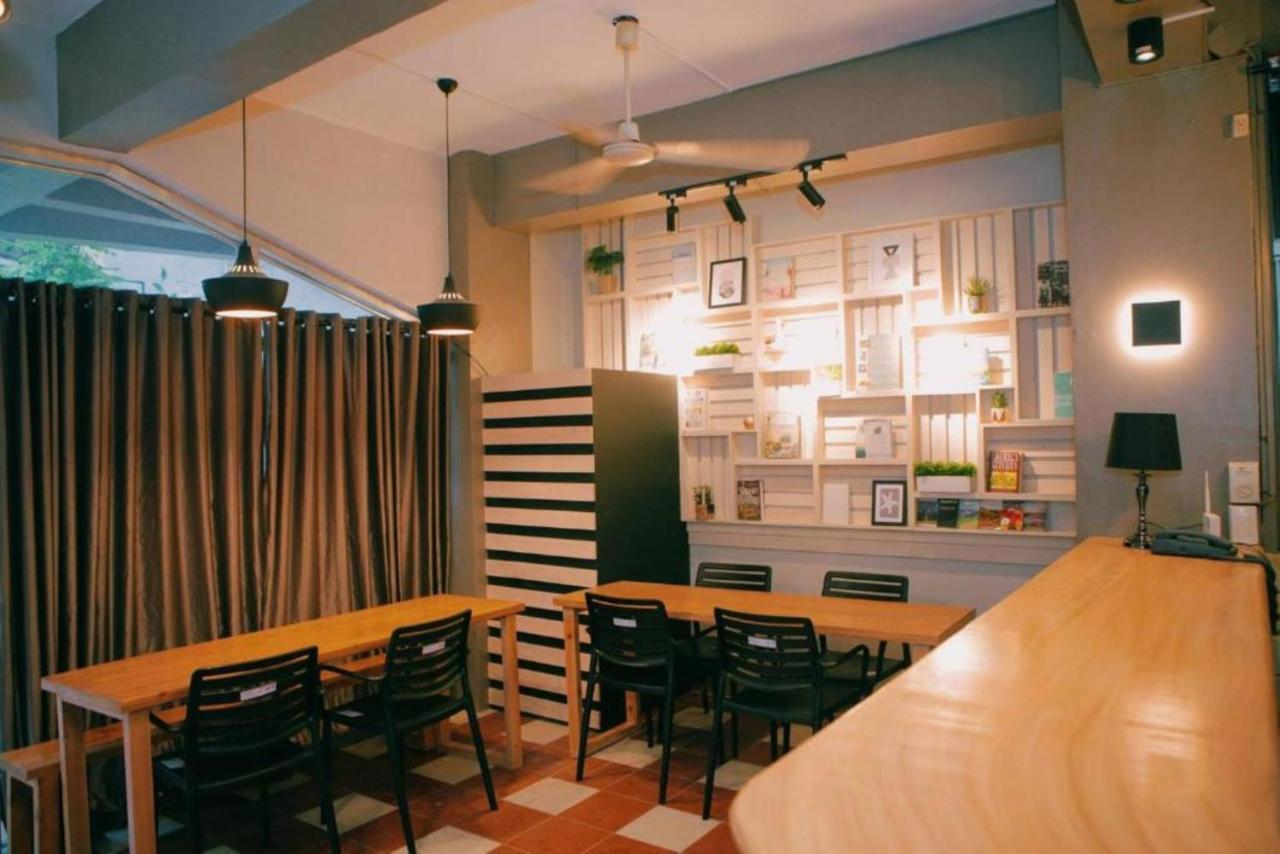Bunks Hostel (Adults Only) Себу Экстерьер фото
