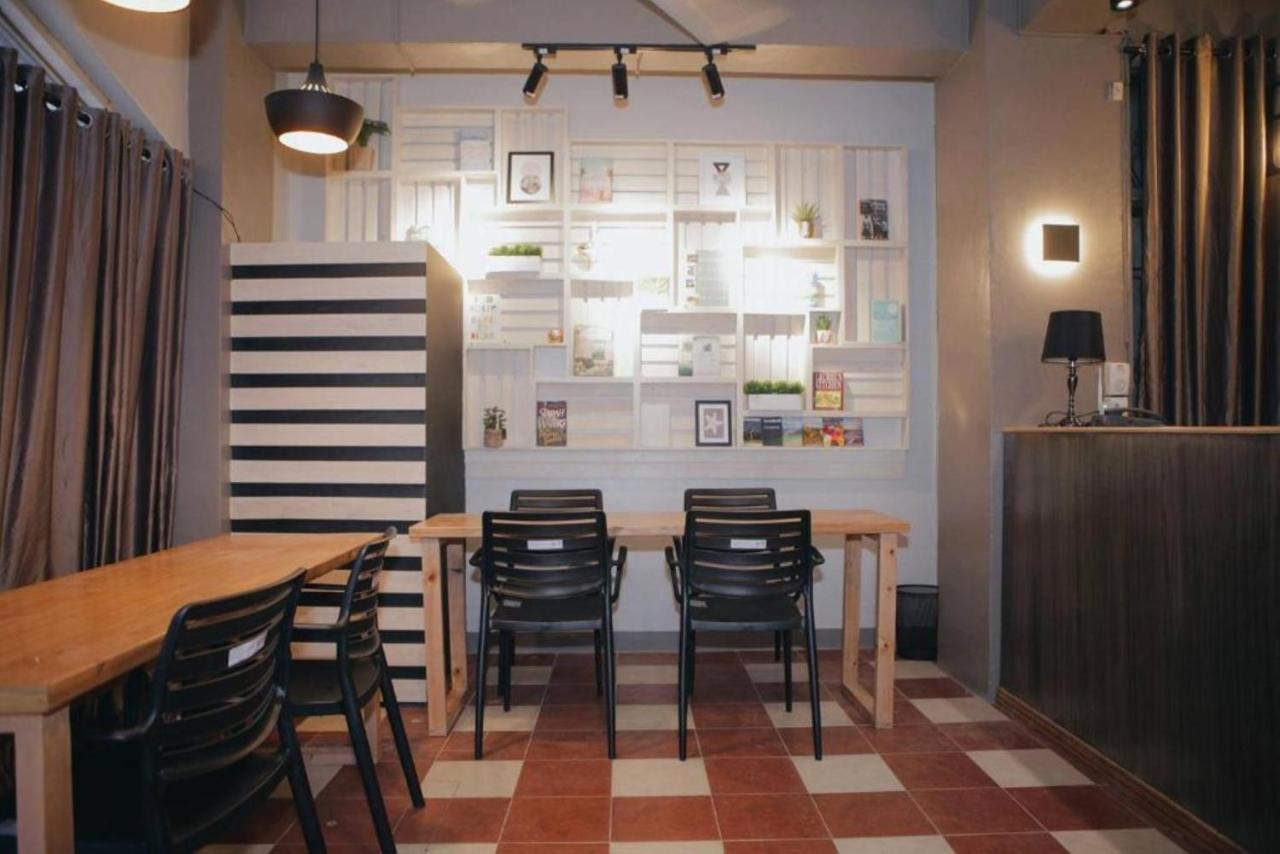 Bunks Hostel (Adults Only) Себу Экстерьер фото